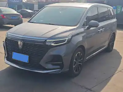 Roewe iMAX8 2022
