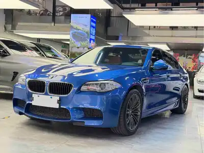 BMW M5 2012