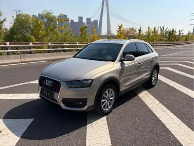 Audi Q3 2015