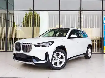 BMW iX1 2026