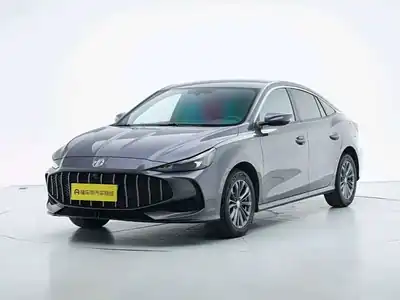 MG 5 2025