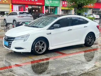 Luxgen Na 5