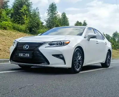 Lexus ES 2018
