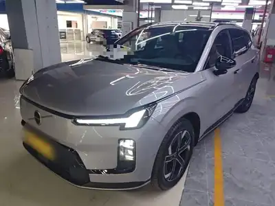 Volvo XC70 Chadianshi гибрид 2025