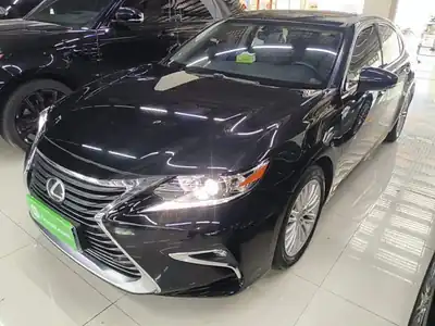 Lexus ES 2017