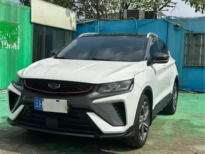 Geely Coolray 2022