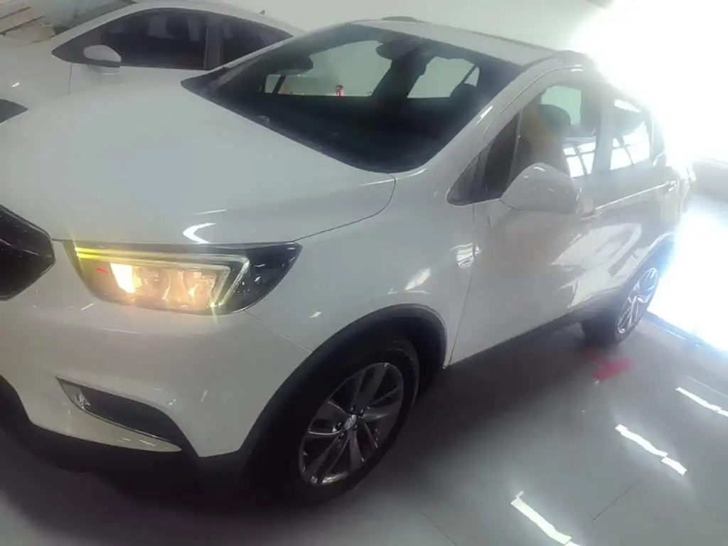 Buick Encore 2017, фото 1