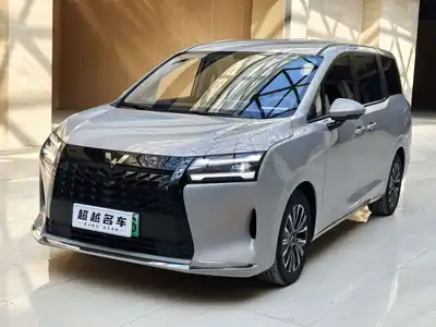 Wuling Starlight 730 NEV 2025