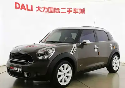 MINI COUNTRYMAN 2011