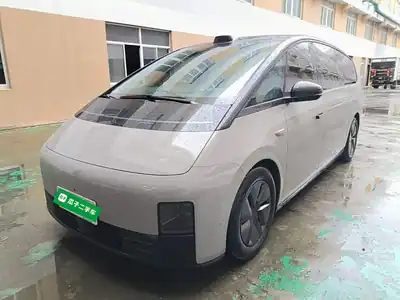 Li Auto MEGA 2024