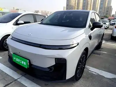 Leapmotor B10 2025