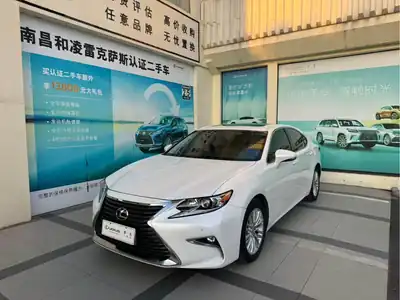 Lexus ES 2018