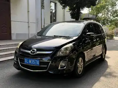 Mazda 8 2011