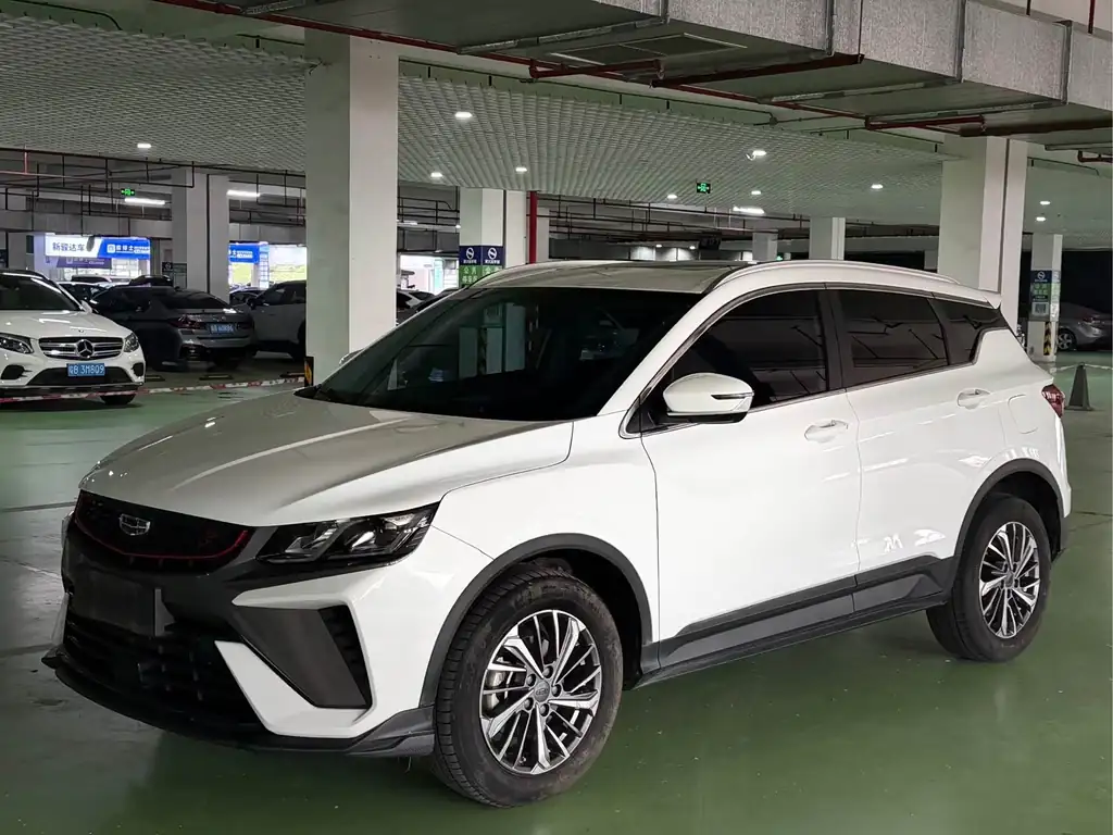 Geely Coolray 2022, фото 1