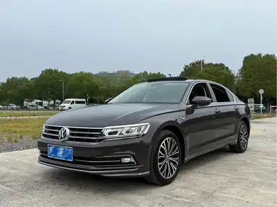 Volkswagen Phideon 2017