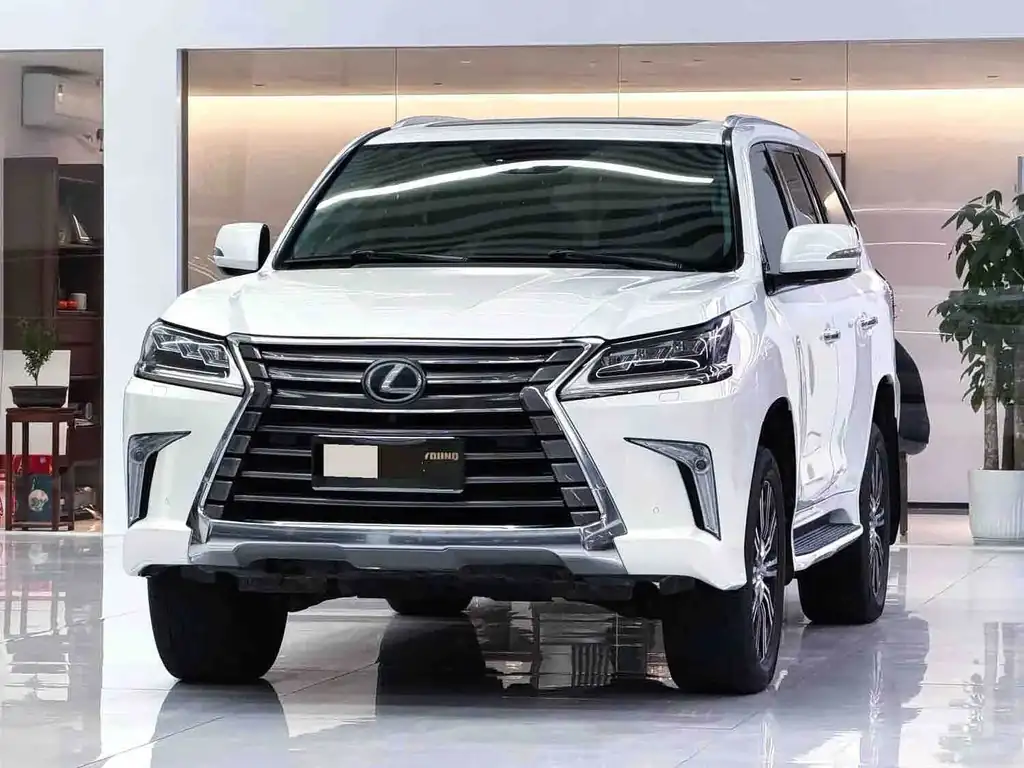 Lexus LX 2019, фото 1