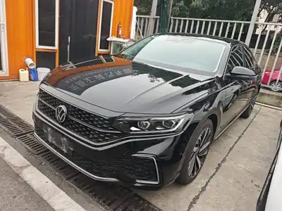 Volkswagen Passat 2022