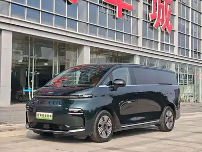 Geely Galaxy Yizhen L380
