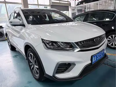 Geely Coolray 2021