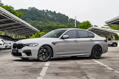 BMW M5 2021