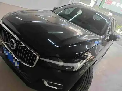 Volvo XC60 2021