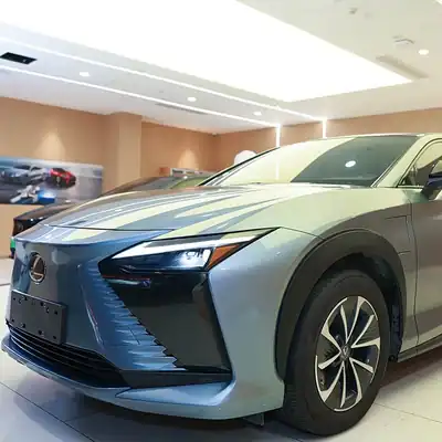 Lexus RZ 2023
