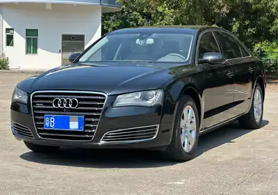 Audi A8 2012