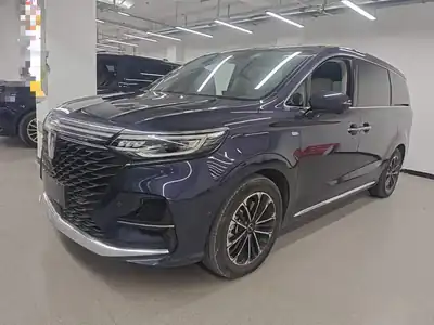 Roewe iMAX8 2022
