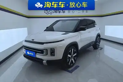 Geely ICON 2023
