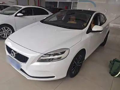 Volvo V40 2017