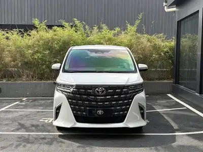 Toyota Alphard 2025