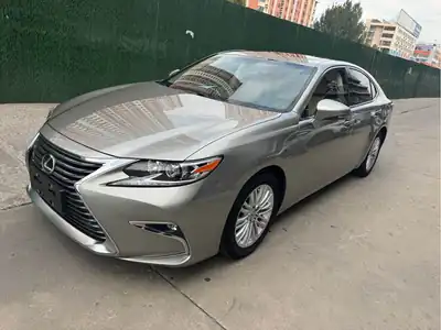 Lexus ES 2016