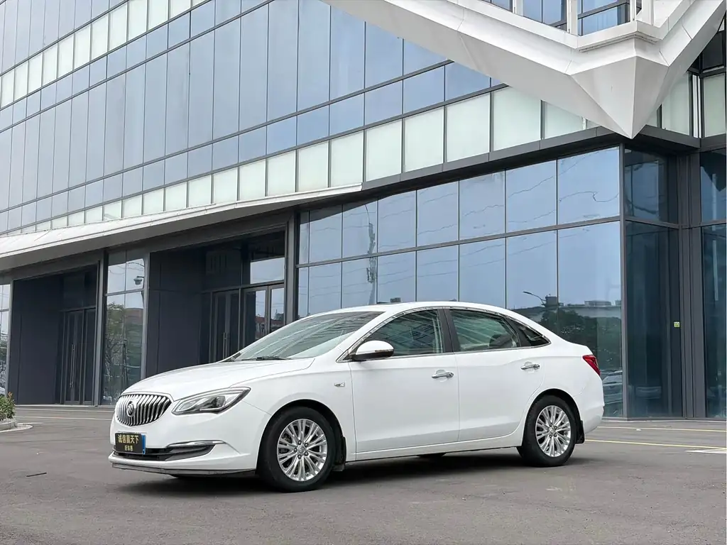 Buick Excelle 2018, фото 1