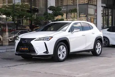 Lexus UX 2022