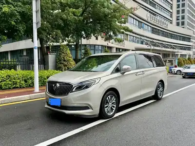 Buick GL8 2017