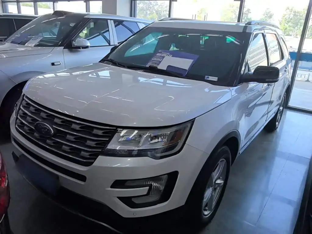 Ford Explorer ( (импорт) 2017, фото 1