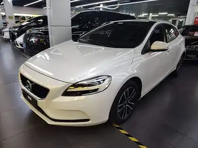 Volvo V40 2016