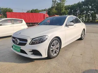 Mercedes-Benz C-Class 2021