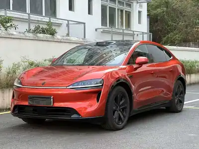Luxeed R7