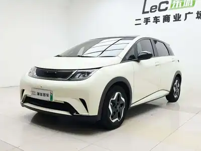 BYD Dolphin 2023