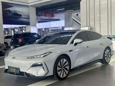 Geely Galaxy Galaxy E8 2024