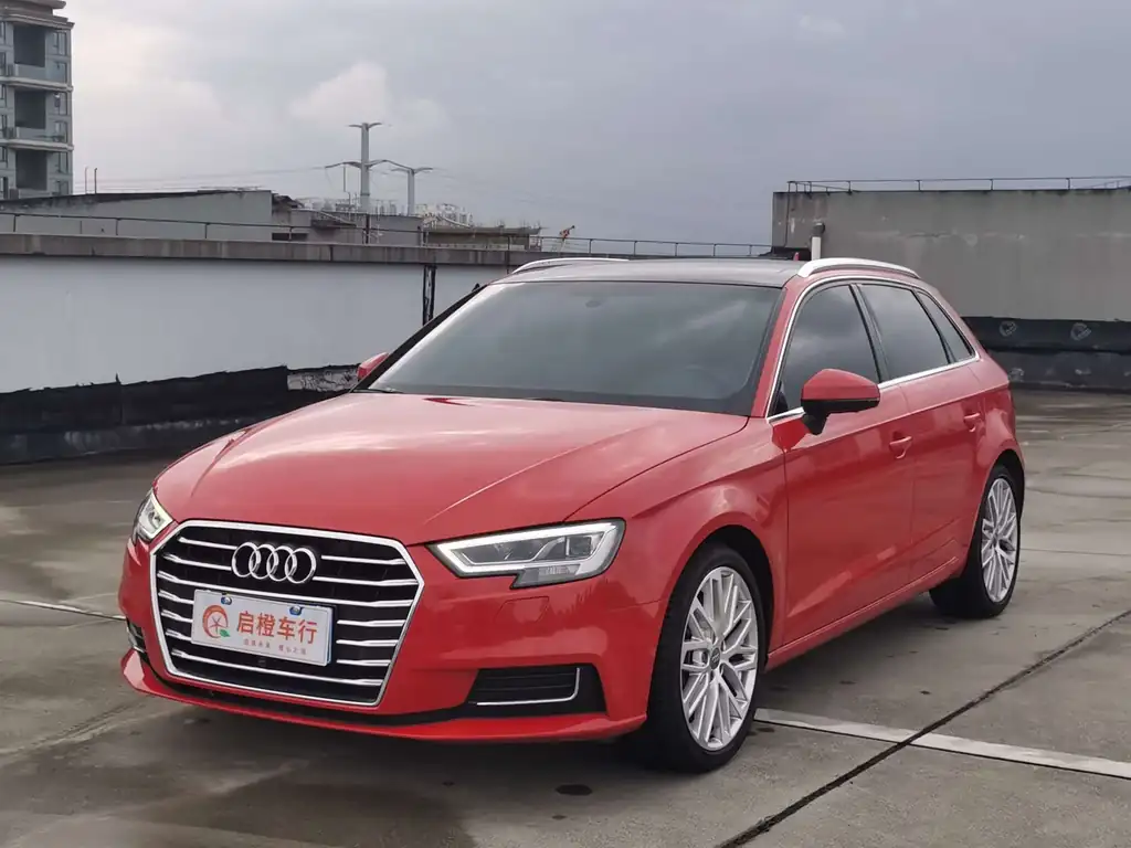 Audi A3 2018, фото 1