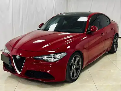 Alfa Romeo Giulia Zhuliye 2018