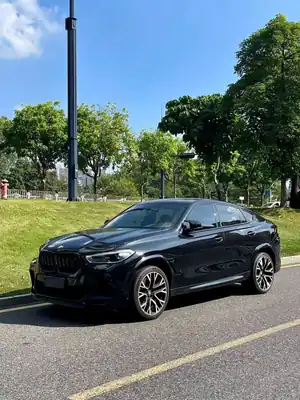BMW X6 M 2022