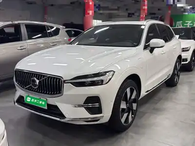 Volvo XC60 Chadianshi гибрид 2024