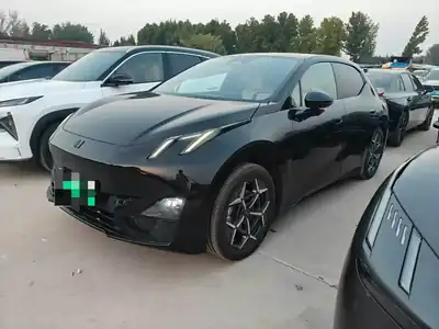 Lynk & Co 20 2025