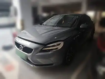 Volvo V40 2018