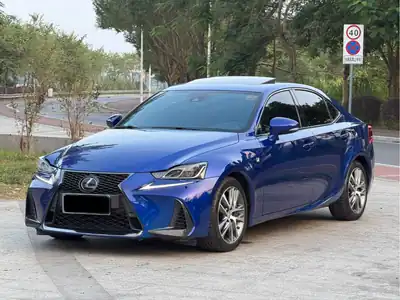 Lexus IS 2018