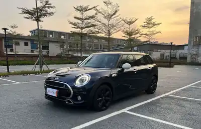 MINI CLUBMAN 2017