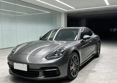 Porsche Panamera 2018